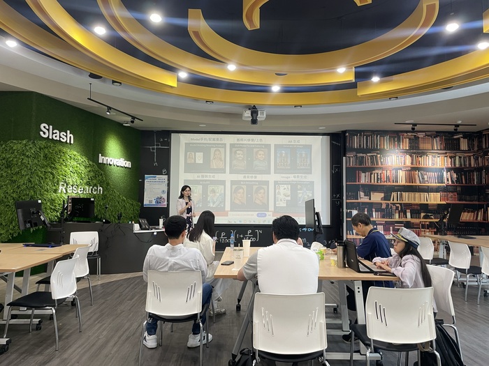 2025.10.27 「AI x 教學創新用AI工具打造高效互動式數位教材」講座圖片